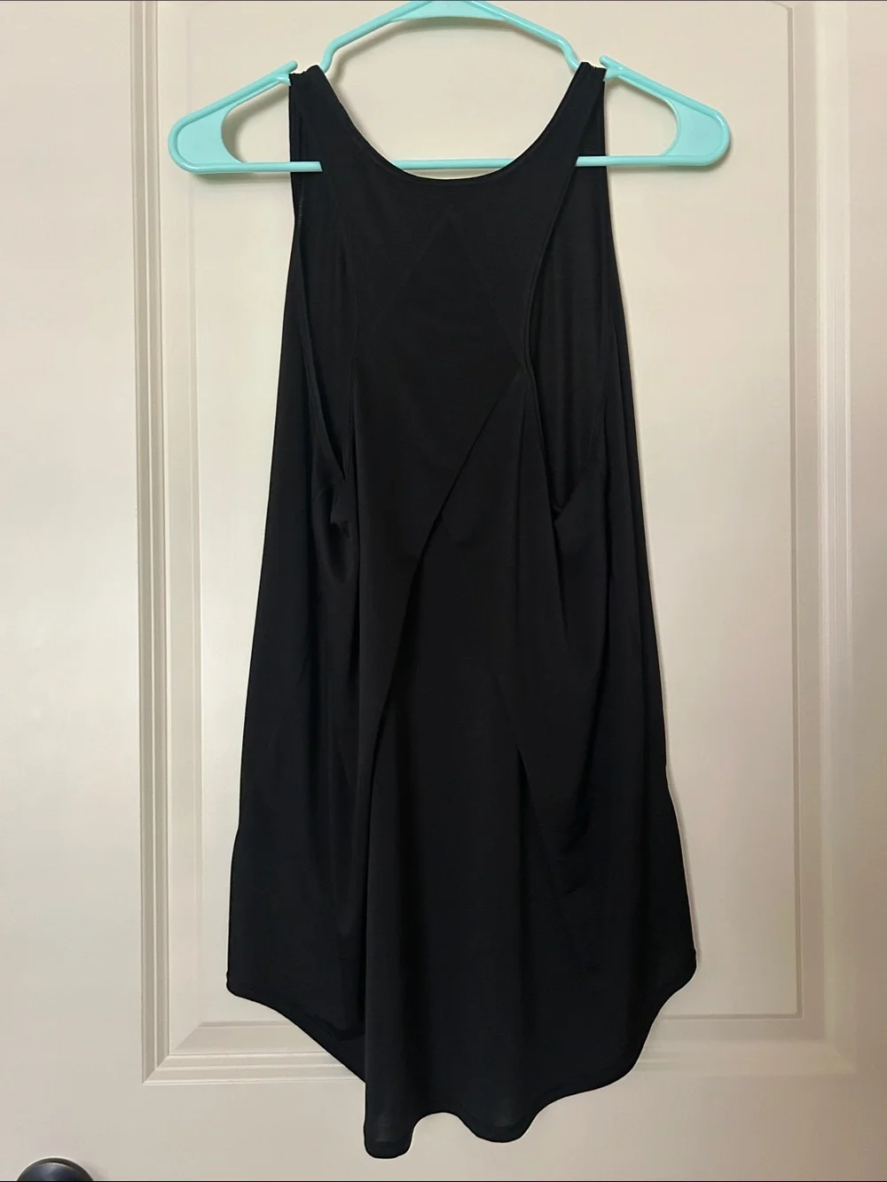 lululemon athletica Black Flowy Scoop Tank